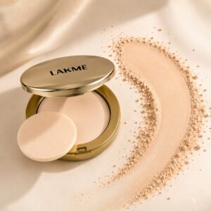 Lakmé 9to5 Fashionista Collection Powerplay Matte Compact Powder – Matte Face Compact for Women