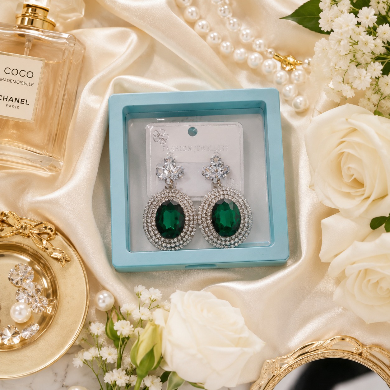 Emerald Green Crystal Drop Earrings - Image 3