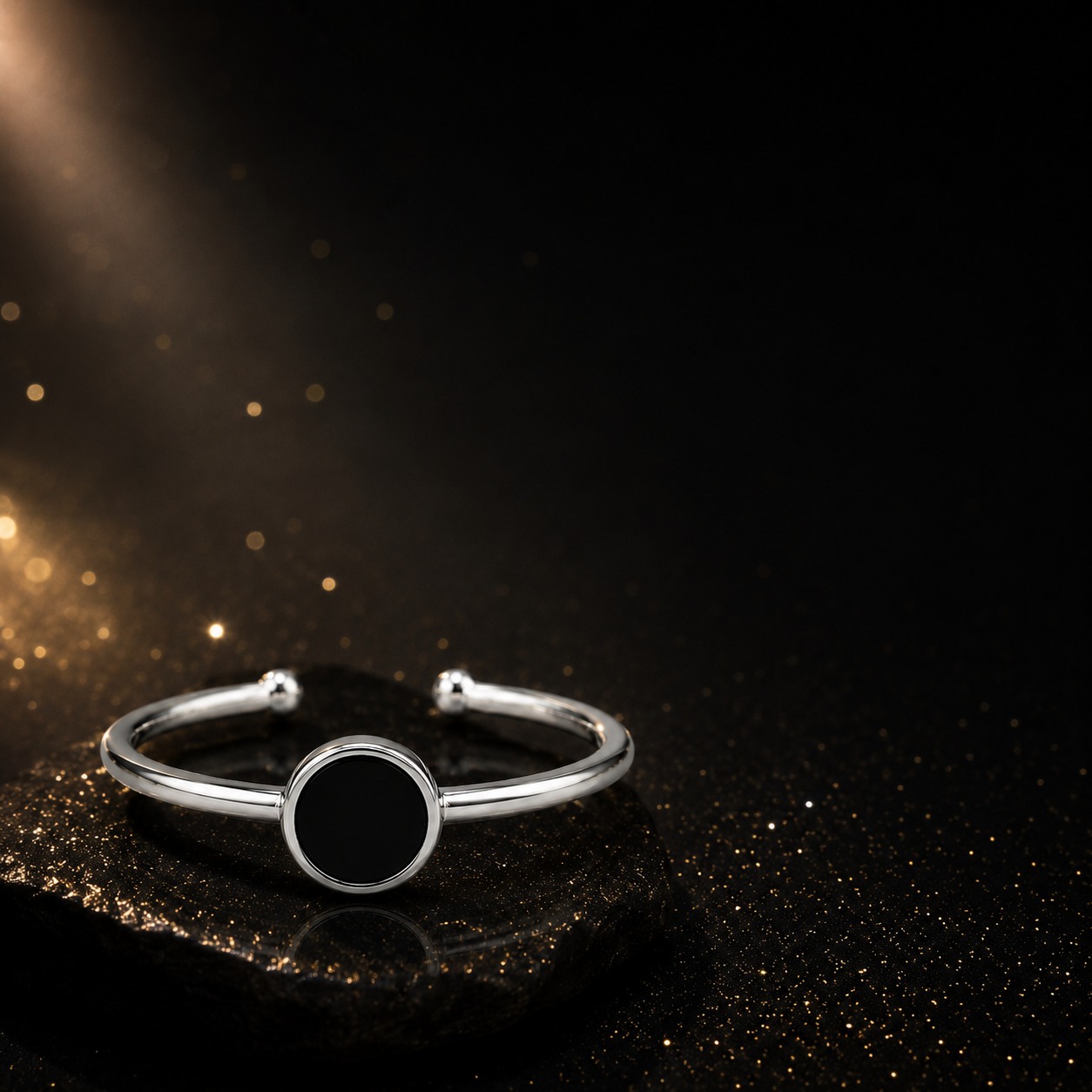 Eclipse Black Circle Ring for Women – Elegant Black Circle Design Fashion Ring