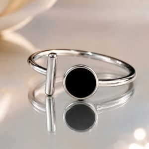 Modern Muse Ring with sleek minimal design and polished silver finish for elegant everyday fashion style